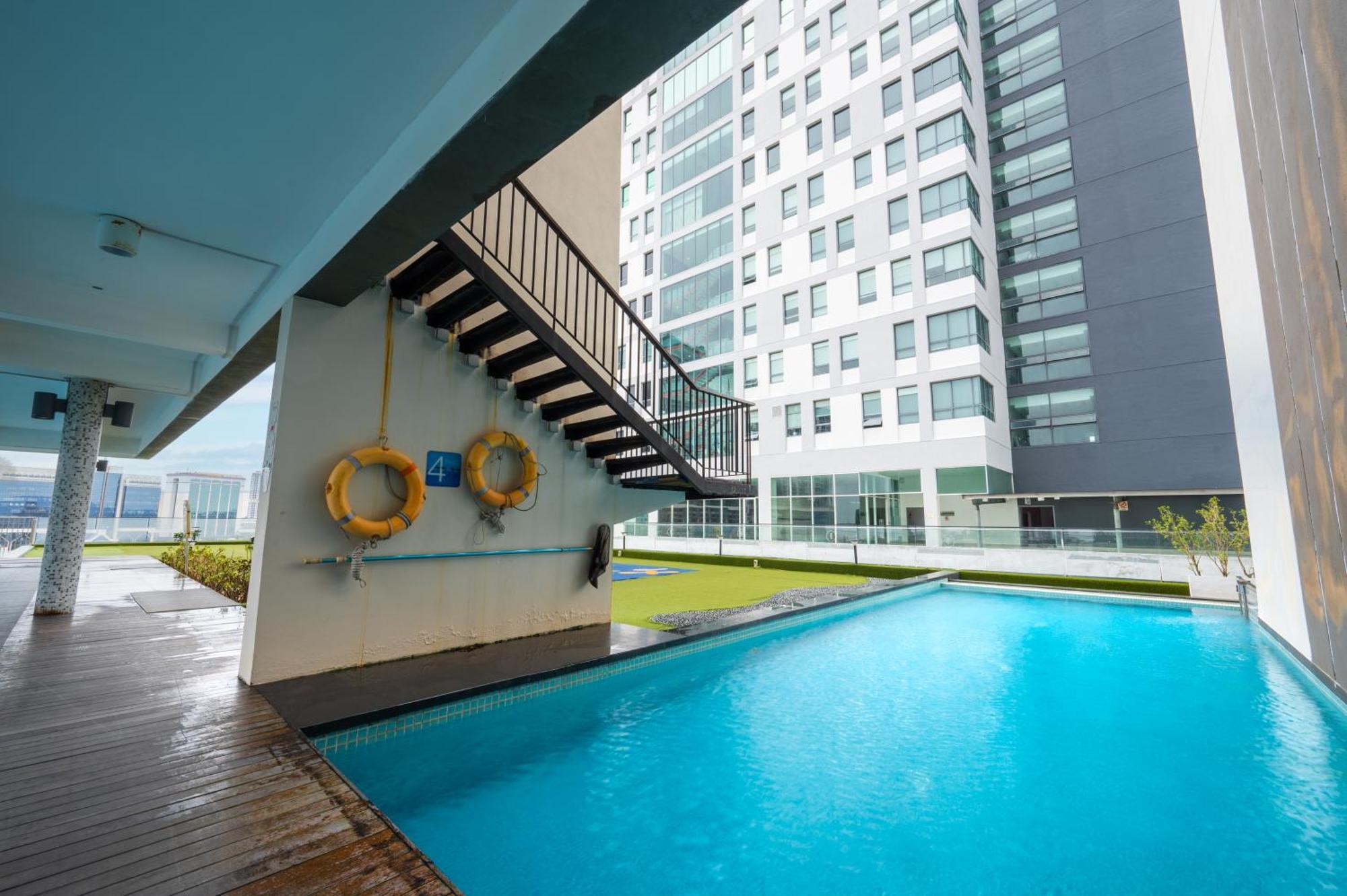 Greystone 99 Suites Malacca 外观 照片