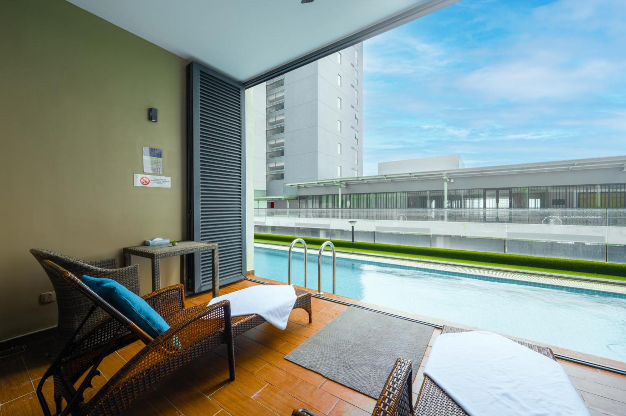 Greystone 99 Suites Malacca 外观 照片