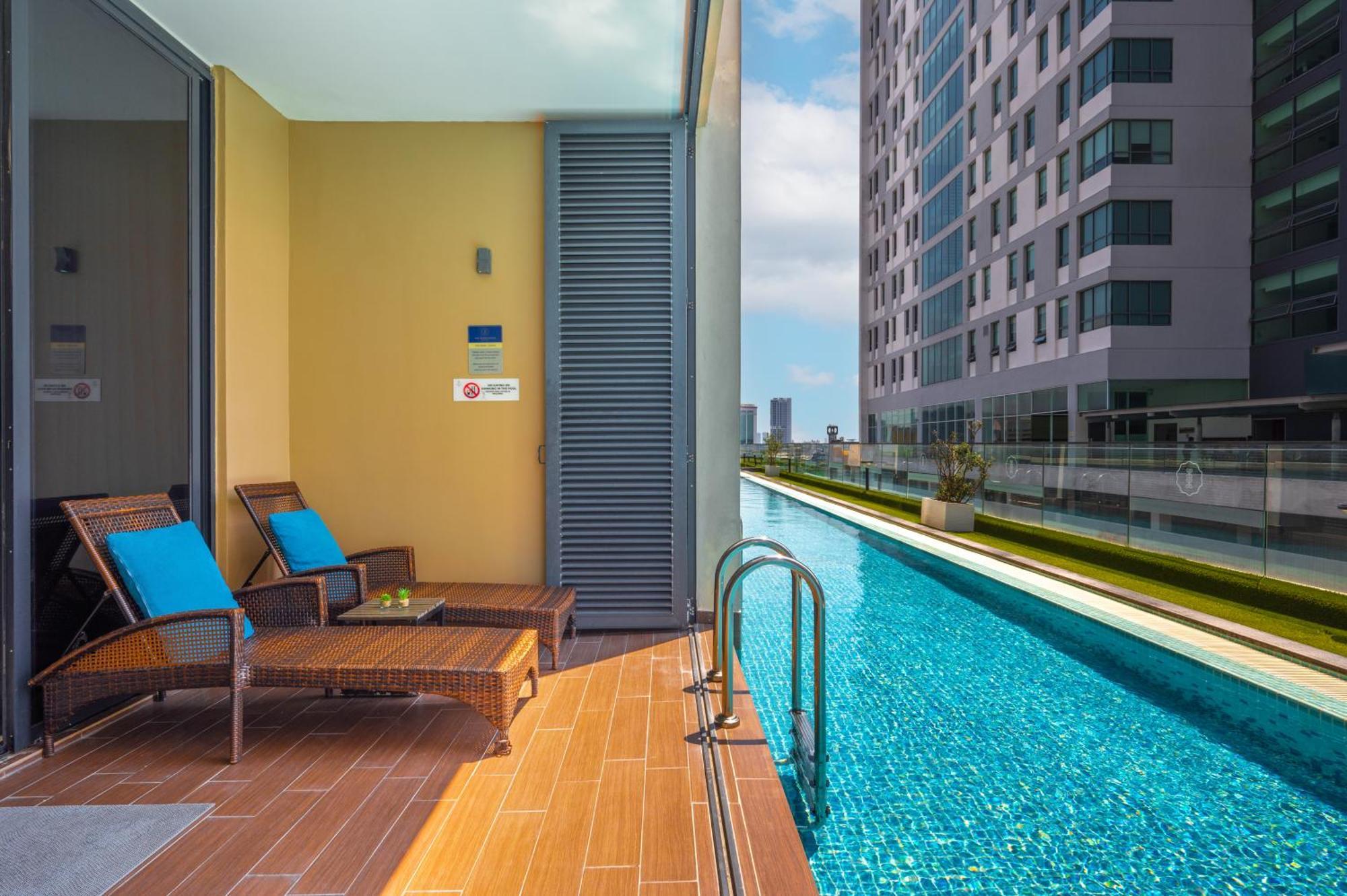 Greystone 99 Suites Malacca 外观 照片